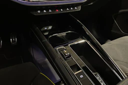 Sininen Skoda Enyaq 2023 kuva 26.