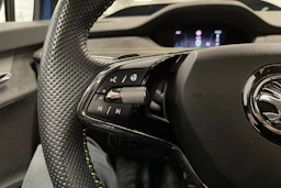 Sininen Skoda Enyaq 2023 kuva 28.