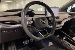 Sininen Skoda Enyaq 2023 kuva 33.