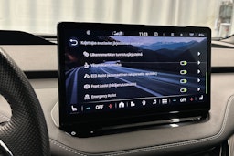 musta Skoda Enyaq 2023 kuva 26.