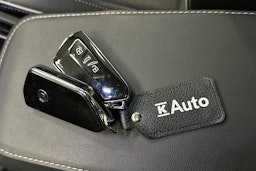 musta Skoda Enyaq 2023 kuva 39.