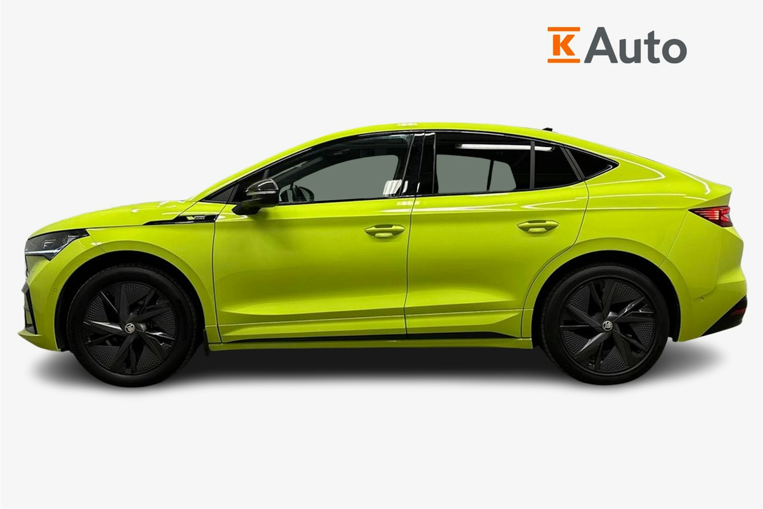 vihreä Skoda Enyaq 2023 kuva 5.