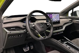 vihreä Skoda Enyaq 2023 kuva 6.
