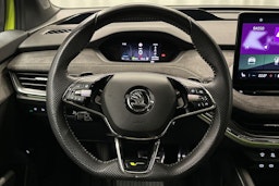 vihreä Skoda Enyaq 2023 kuva 19.
