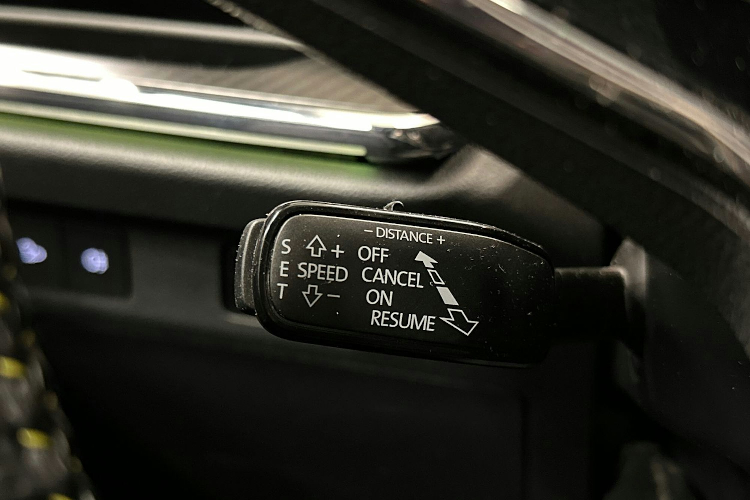 vihreä Skoda Enyaq 2023 kuva 27.