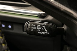 vihreä Skoda Enyaq 2023 kuva 27.