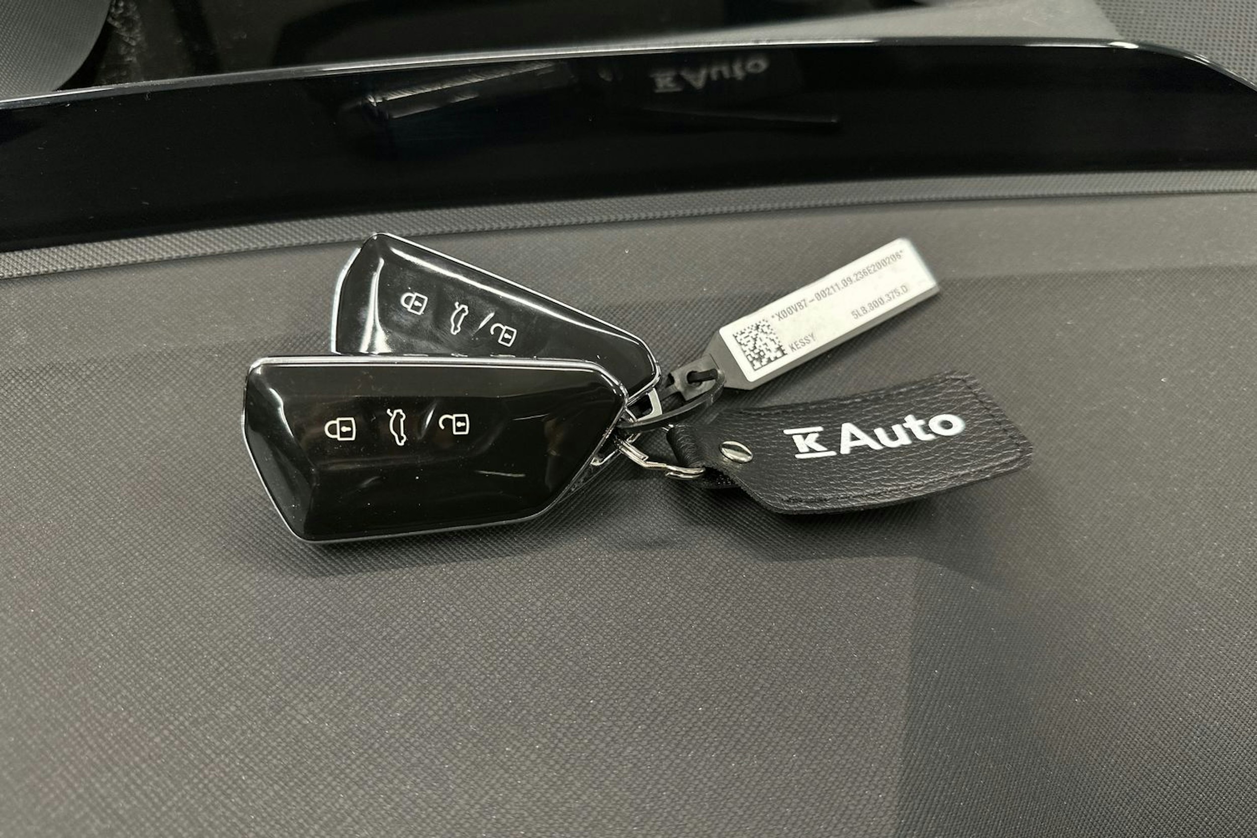 vihreä Skoda Enyaq 2023 kuva 38.