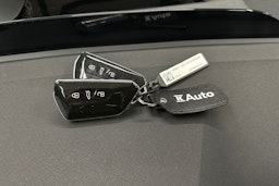 vihreä Skoda Enyaq 2023 kuva 38.