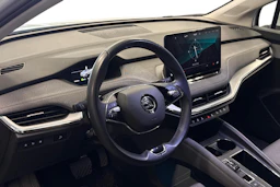 valkoinen Skoda Enyaq 2023 kuva 3.