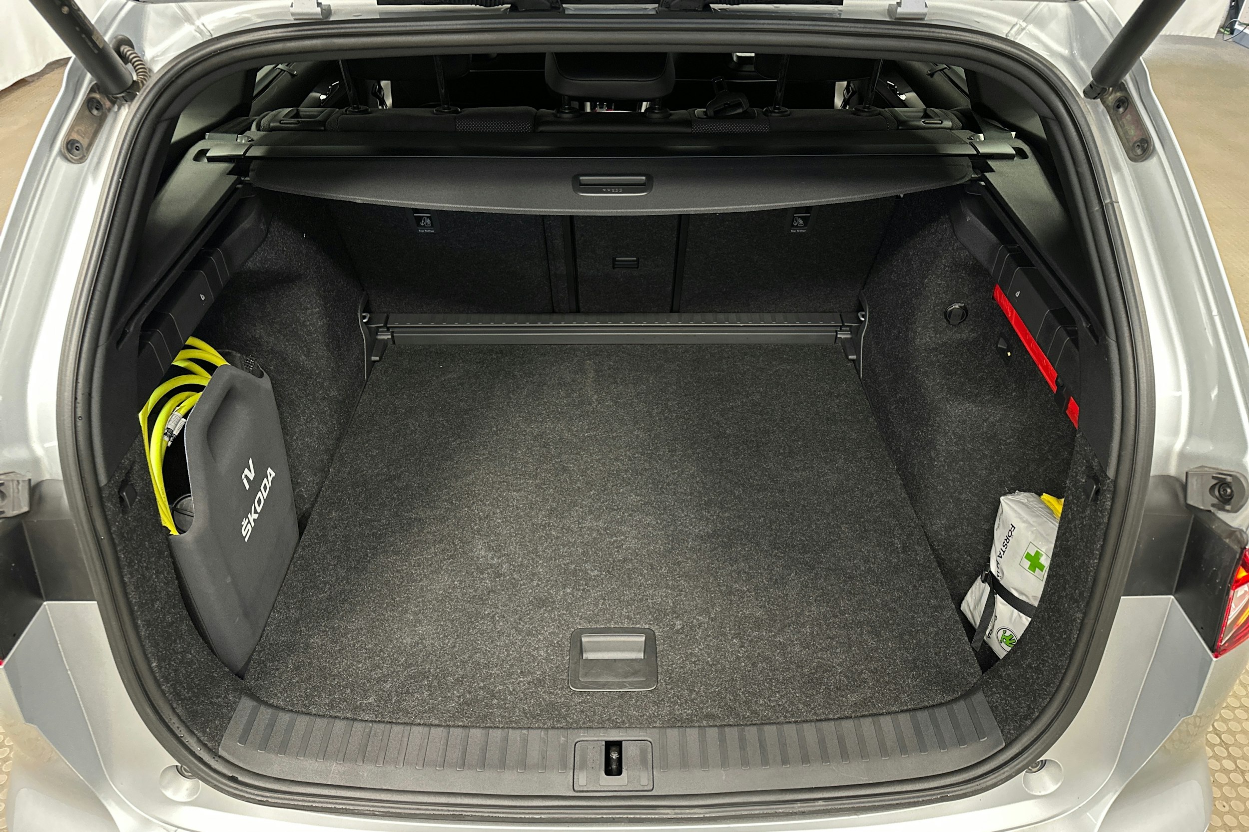 hopea Skoda Enyaq 2023 kuva 14.