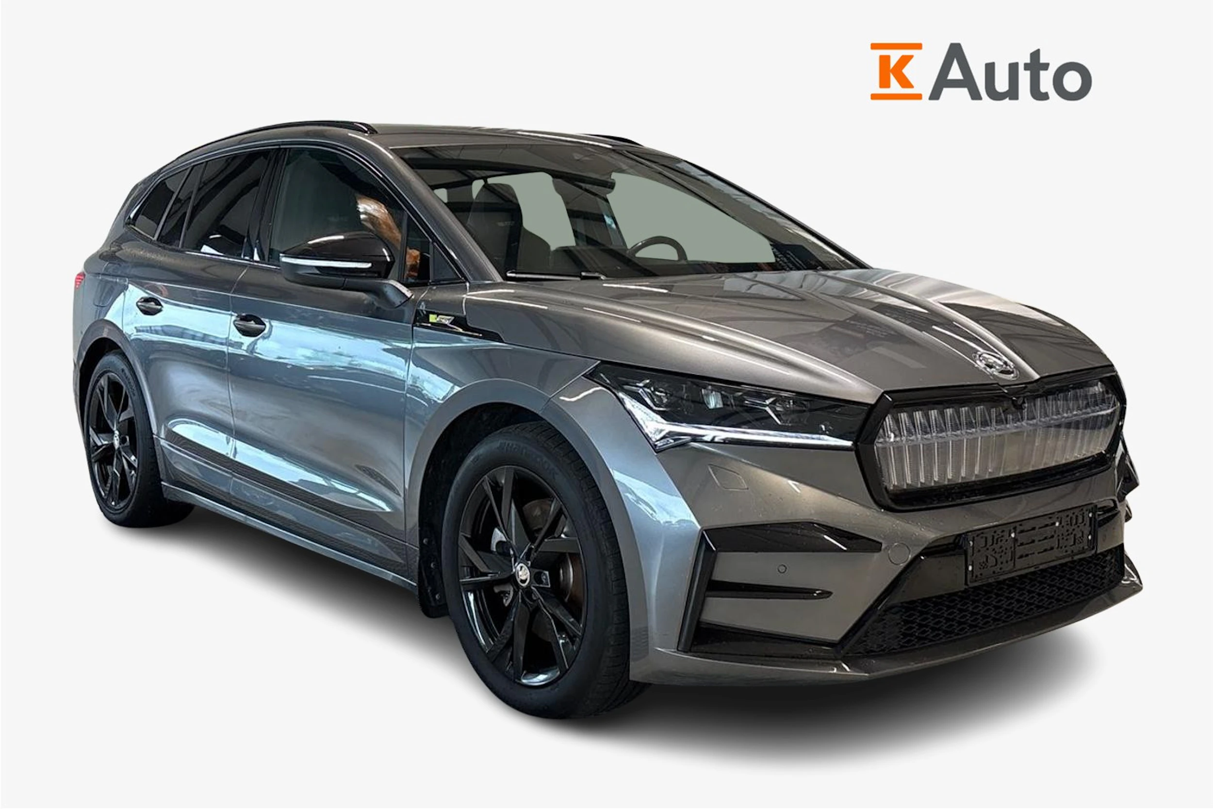 harmaa Skoda Enyaq 2023 kuva 1.
