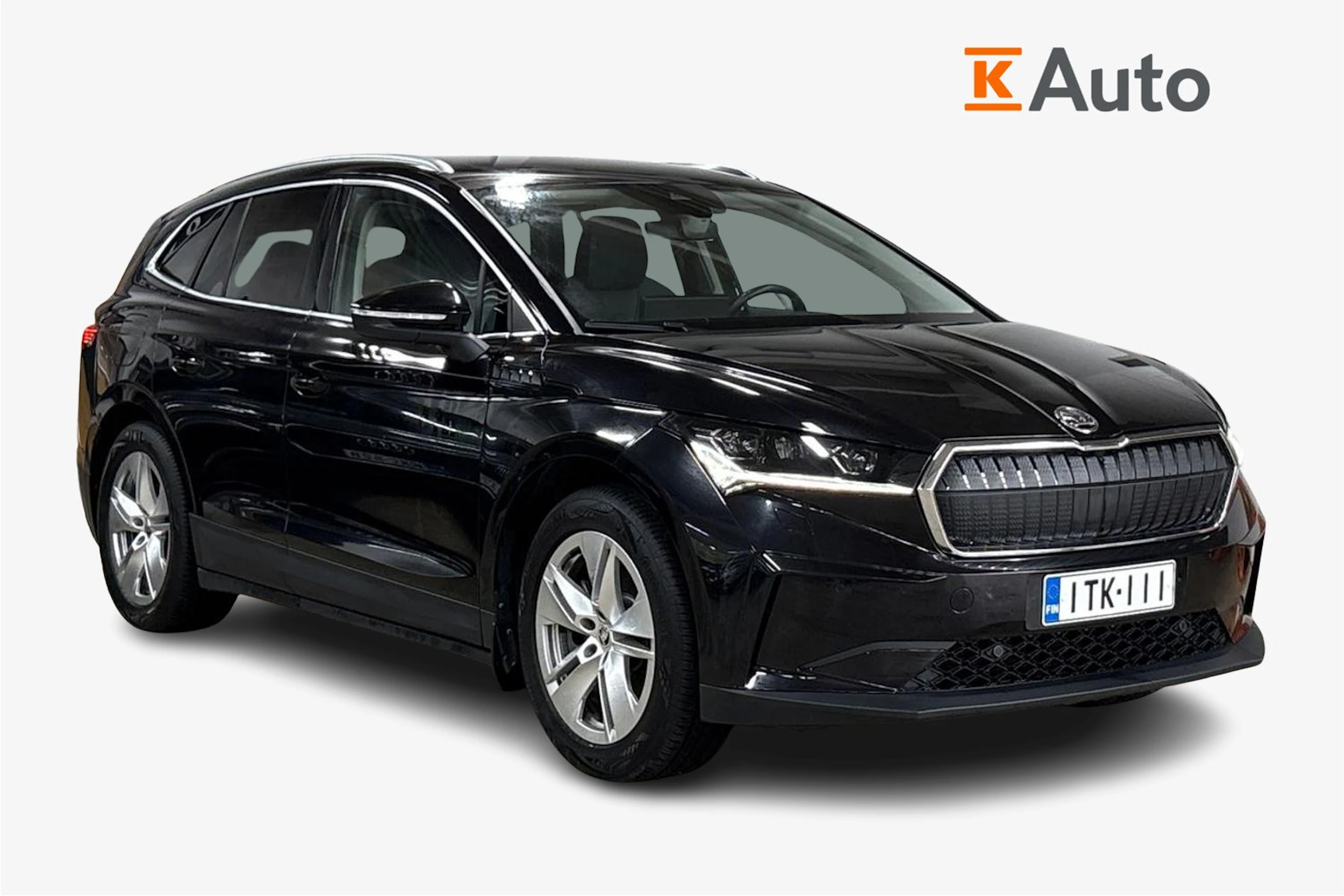 Musta Skoda Enyaq 2023 kuva 1.