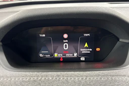Musta Skoda Enyaq 2023 kuva 13.