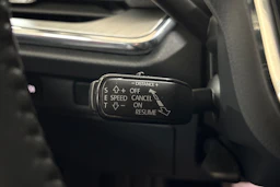 Musta Skoda Enyaq 2023 kuva 21.
