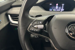 harmaa Skoda Enyaq 2023 kuva 13.