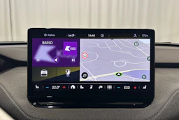 harmaa Skoda Enyaq 2023 kuva 18.