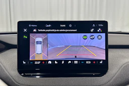 harmaa Skoda Enyaq 2023 kuva 19.
