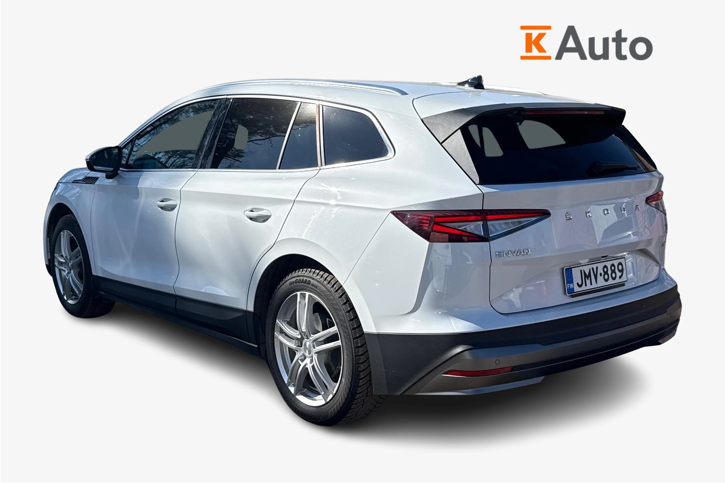 valkoinen Skoda Enyaq 2023 kuva 2.