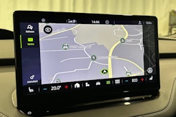 musta Skoda Enyaq 2023 kuva 26.