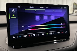 musta Skoda Enyaq 2023 kuva 31.