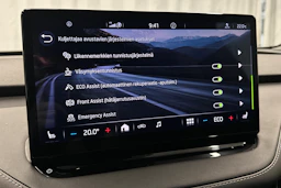musta Skoda Enyaq 2023 kuva 31.