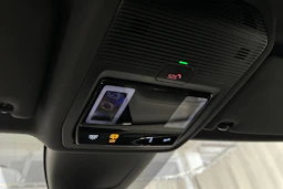 musta Skoda Enyaq 2023 kuva 38.
