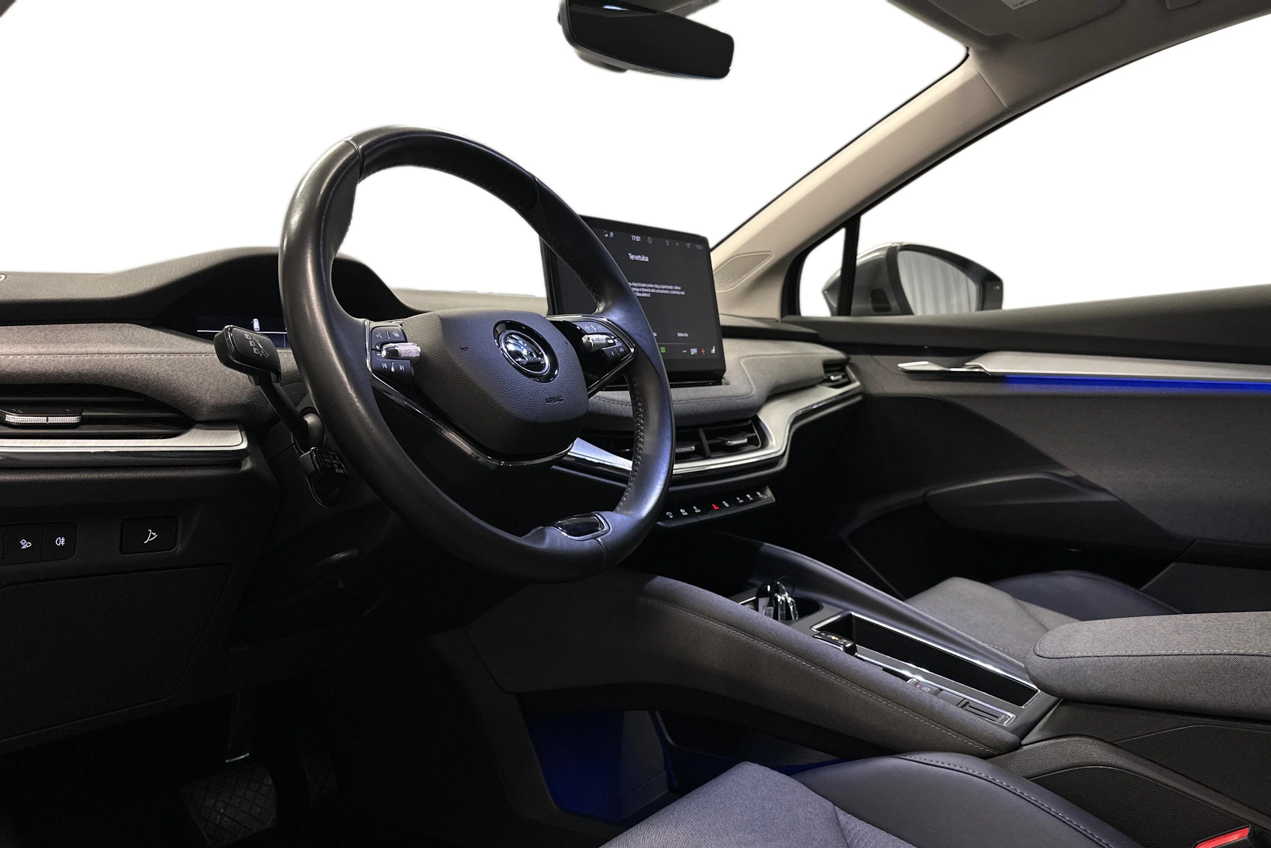 harmaa Skoda Enyaq 2023 kuva 8.