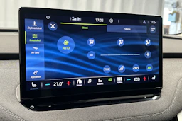 harmaa Skoda Enyaq 2023 kuva 32.