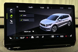 valkoinen Skoda Enyaq 2023 kuva 24.