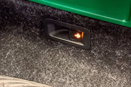 punainen Skoda Enyaq 2023 kuva 5.