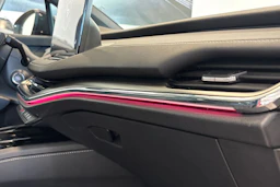 punainen Skoda Enyaq 2023 kuva 33.