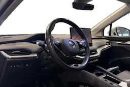 valkoinen Skoda Enyaq 2023 kuva 3.