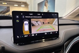 valkoinen Skoda Enyaq 2023 kuva 21.