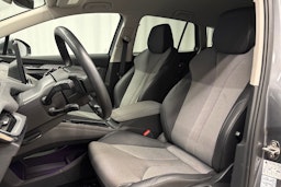 harmaa Skoda Enyaq 2023 kuva 17.