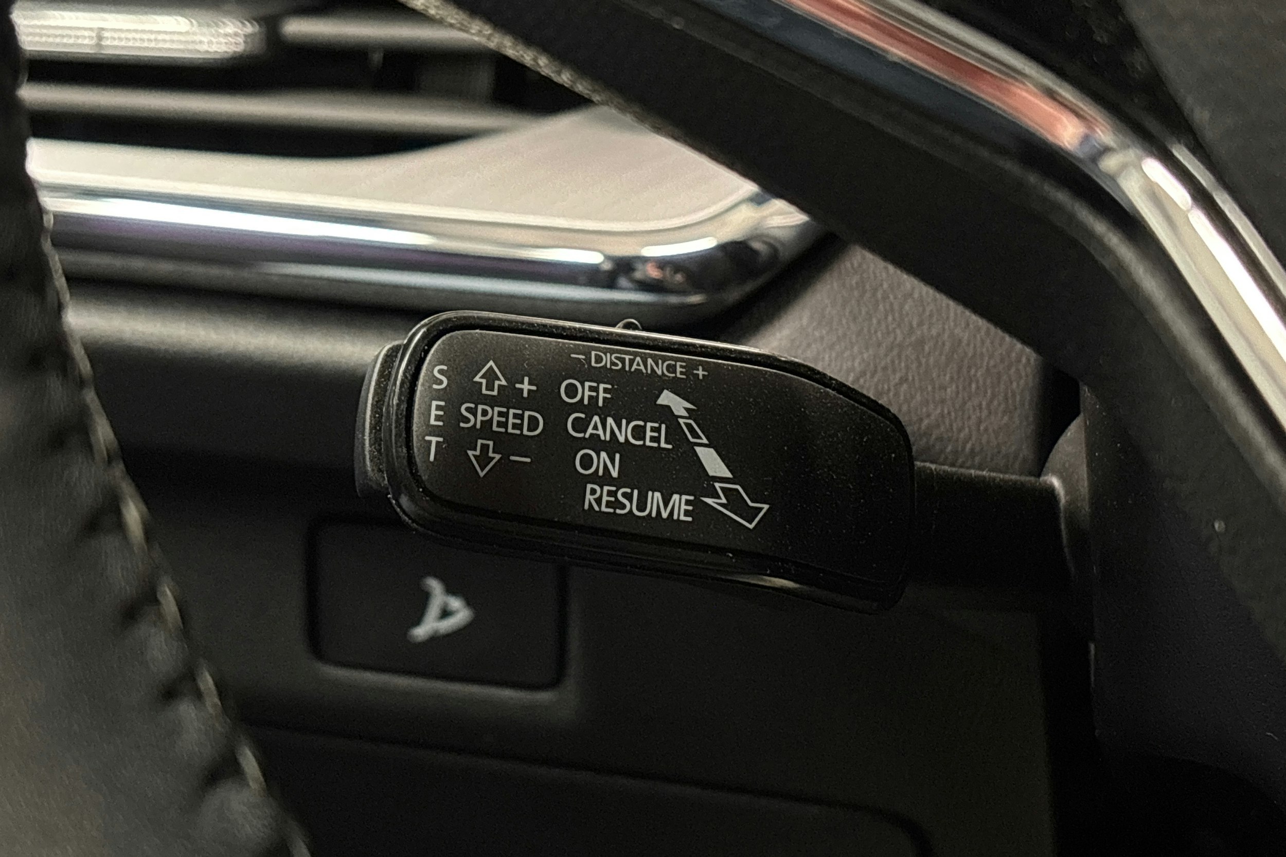 harmaa Skoda Enyaq 2023 kuva 21.