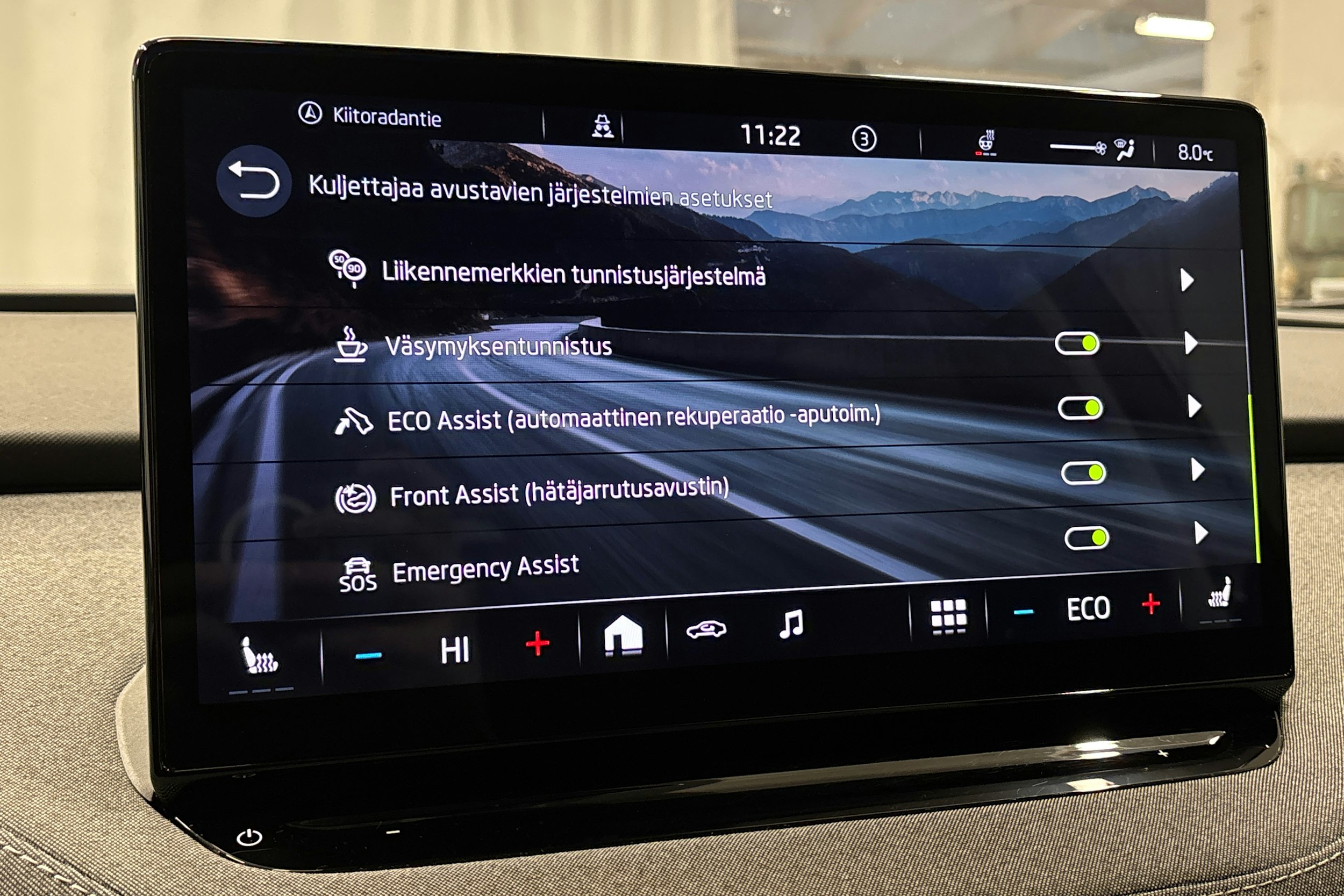 harmaa Skoda Enyaq 2023 kuva 25.