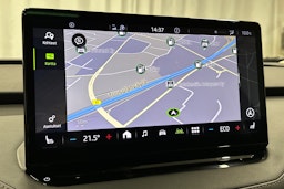 musta Skoda Enyaq 2023 kuva 24.