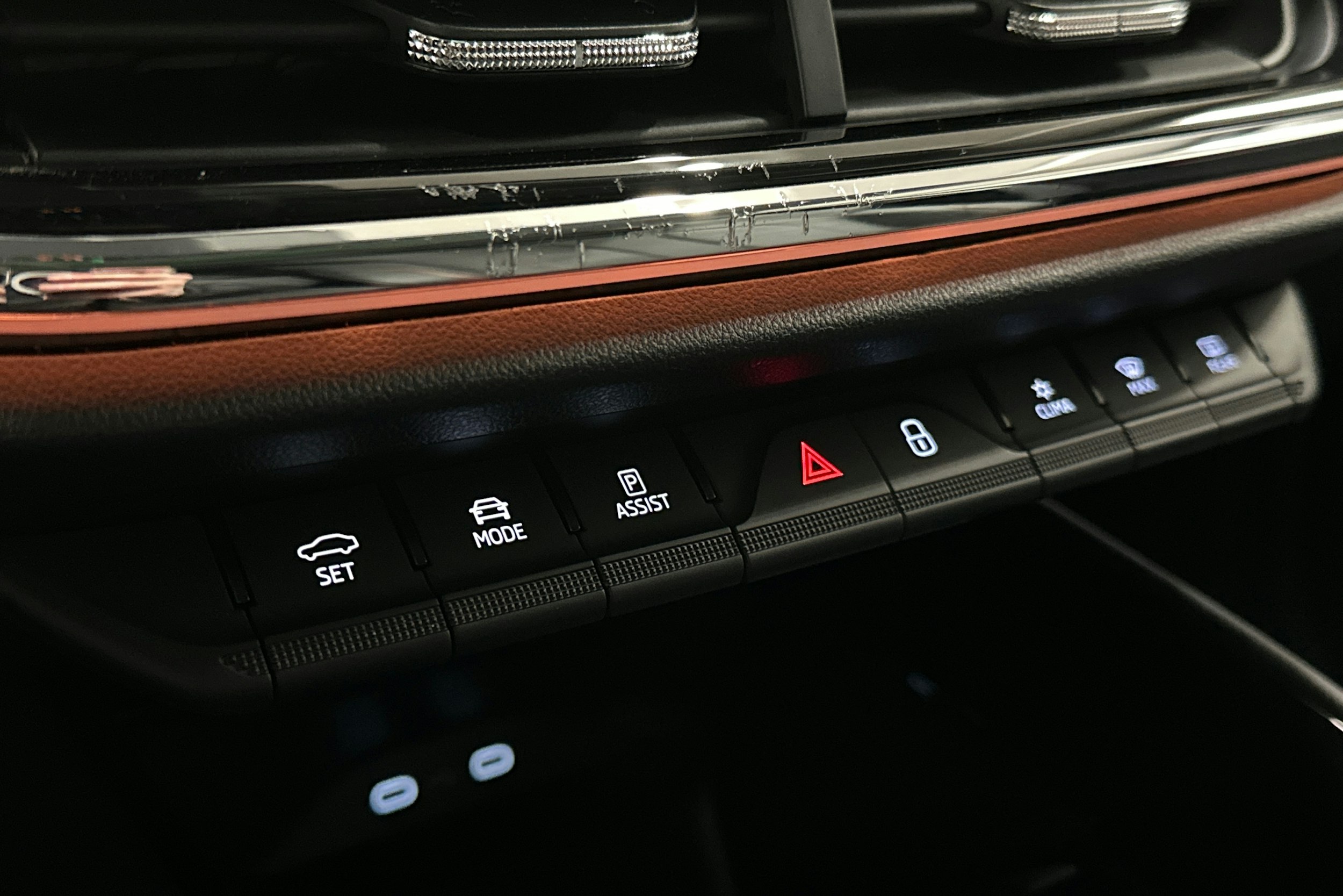 musta Skoda Enyaq 2023 kuva 31.