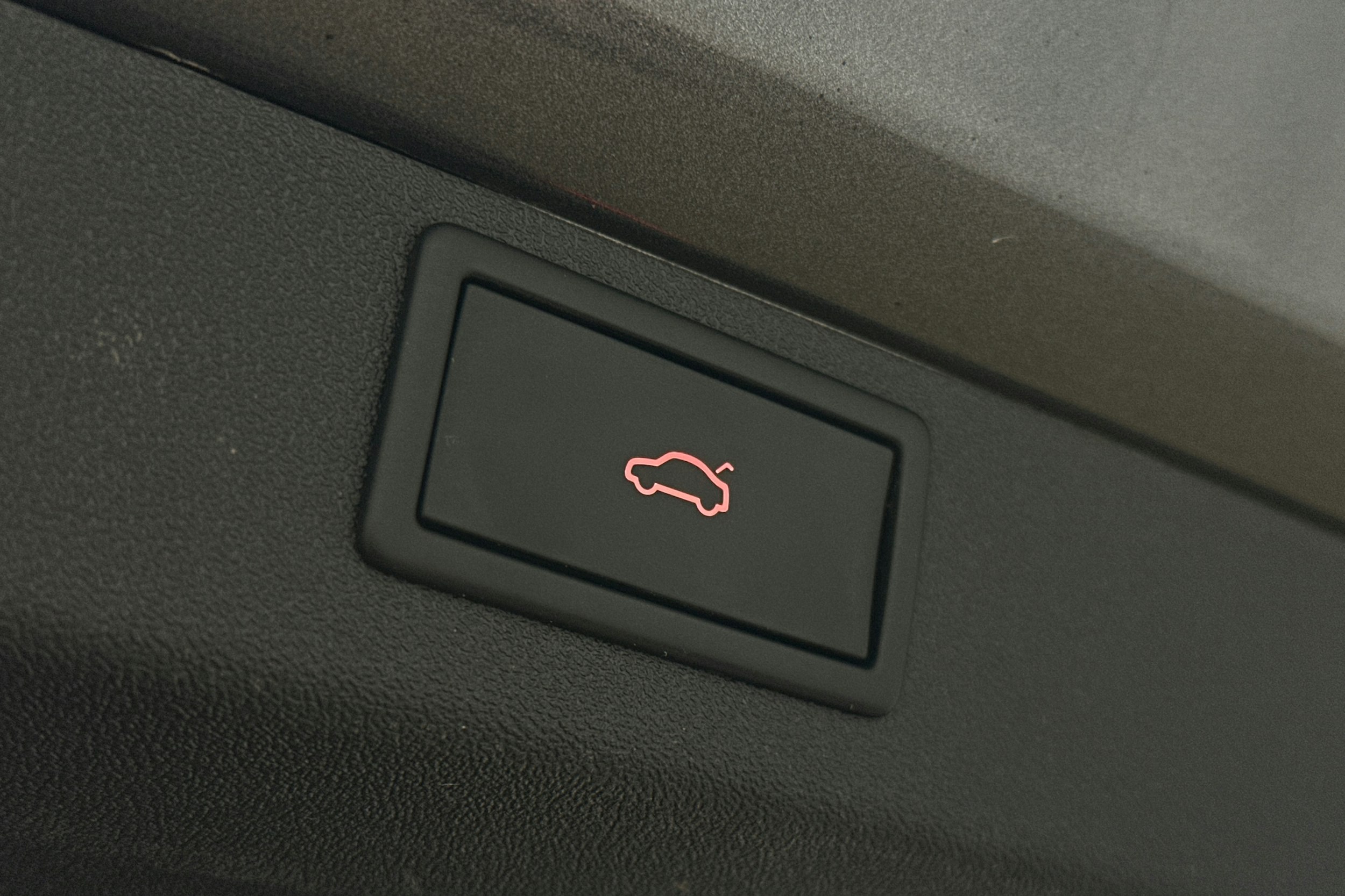 harmaa Skoda Enyaq 2023 kuva 15.