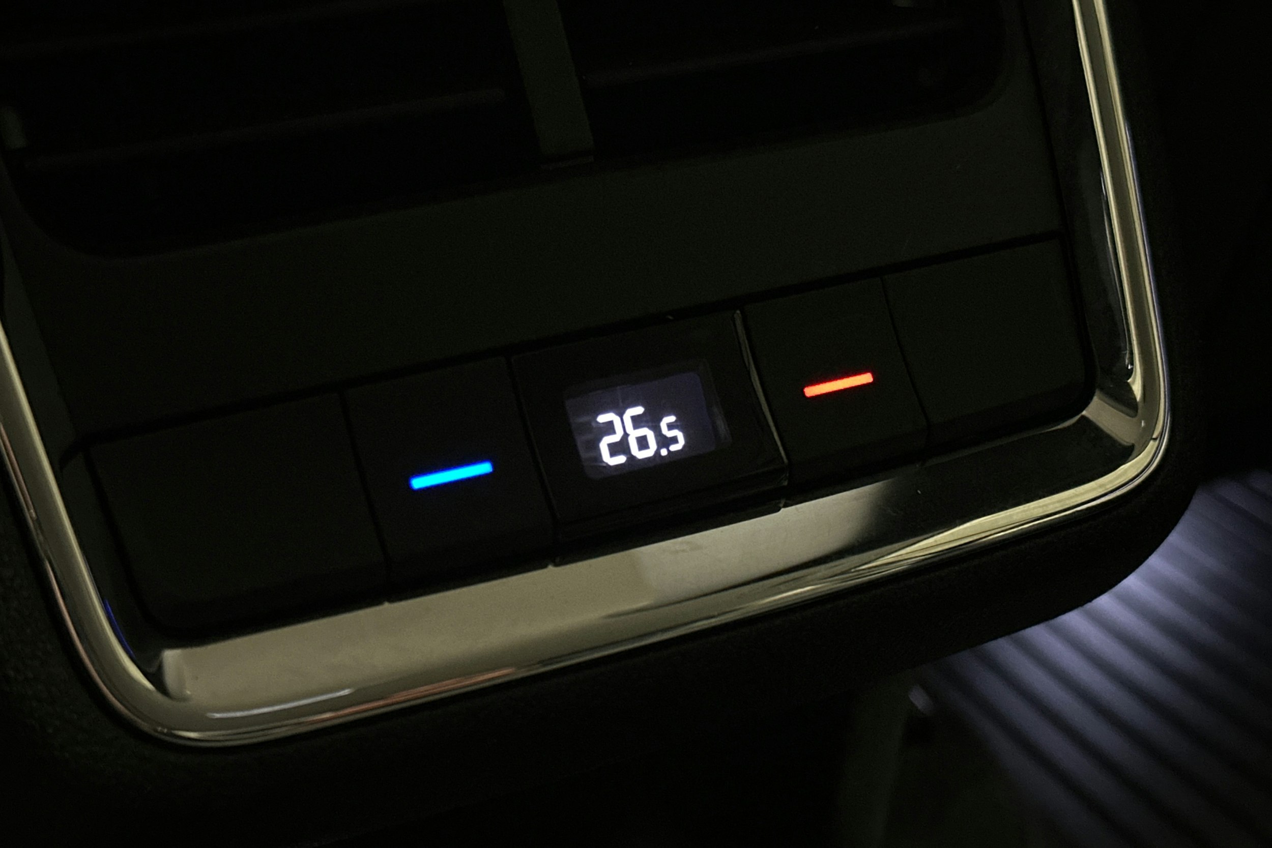 harmaa Skoda Enyaq 2023 kuva 17.