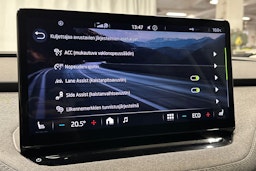 harmaa Skoda Enyaq 2023 kuva 25.