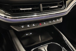 musta Skoda Enyaq 2023 kuva 29.