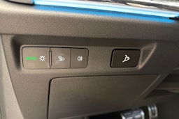 Harmaa Skoda Enyaq 2023 kuva 22.