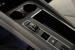 musta Skoda Enyaq 2023 kuva 25.