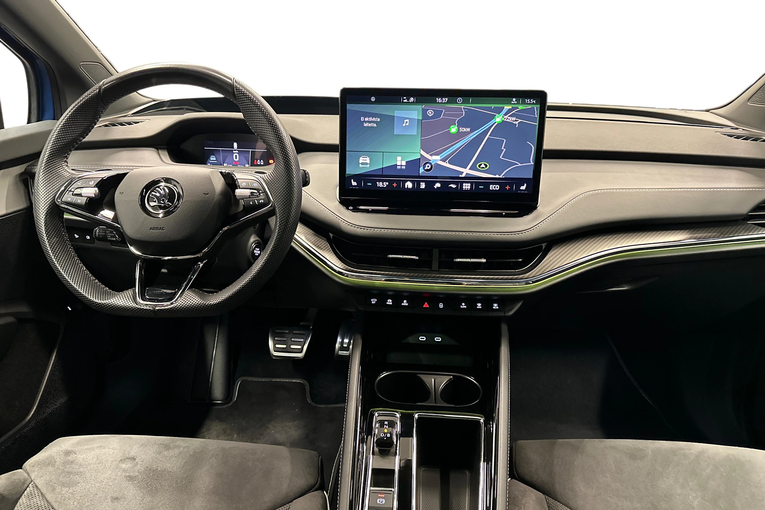 sininen Skoda Enyaq 2023 kuva 7.