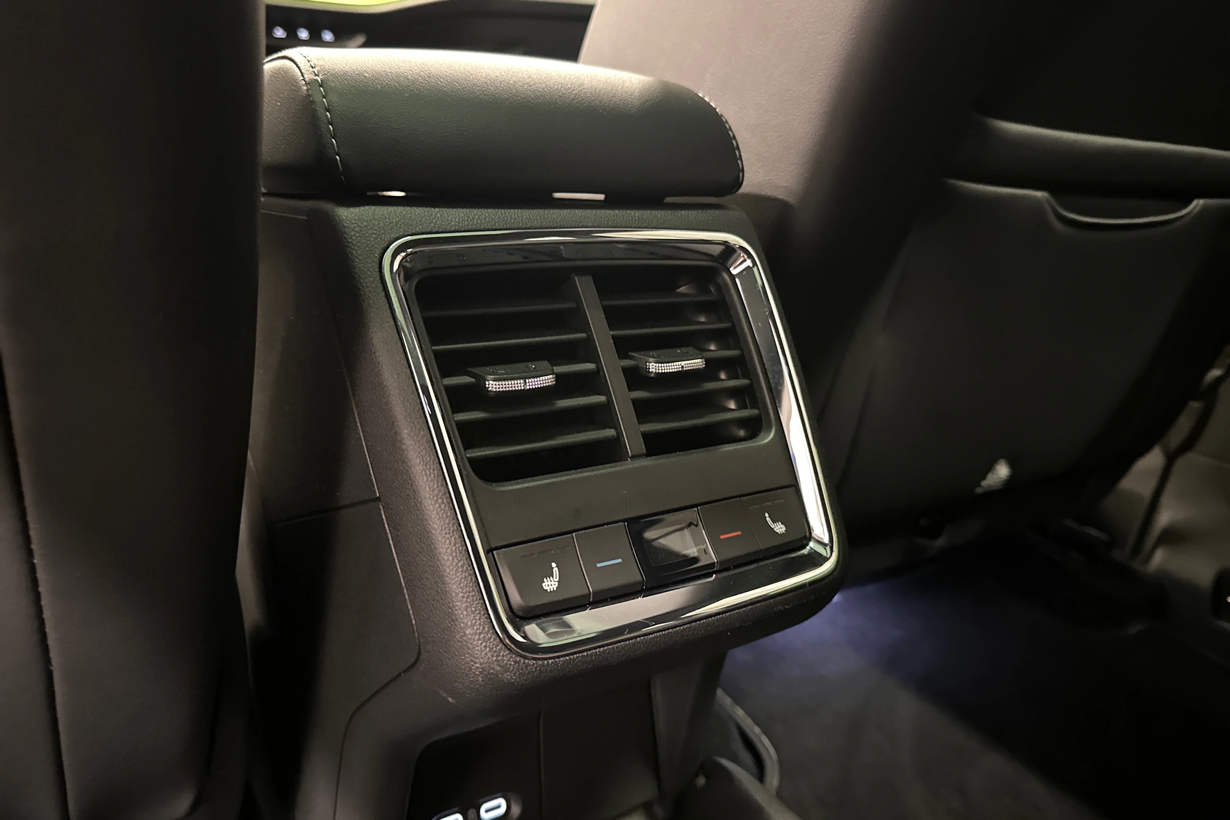 sininen Skoda Enyaq 2023 kuva 31.