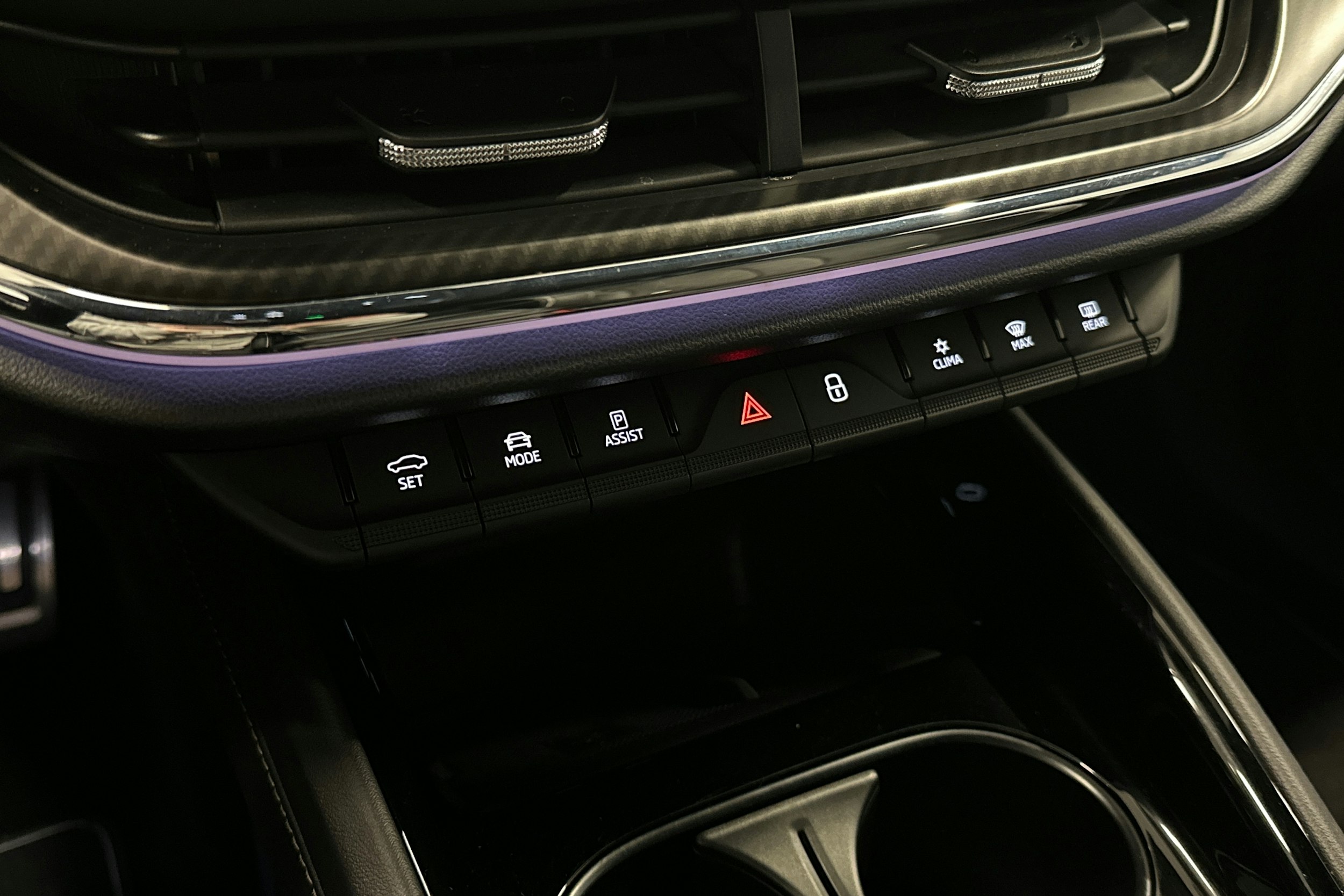 harmaa Skoda Enyaq 2023 kuva 31.