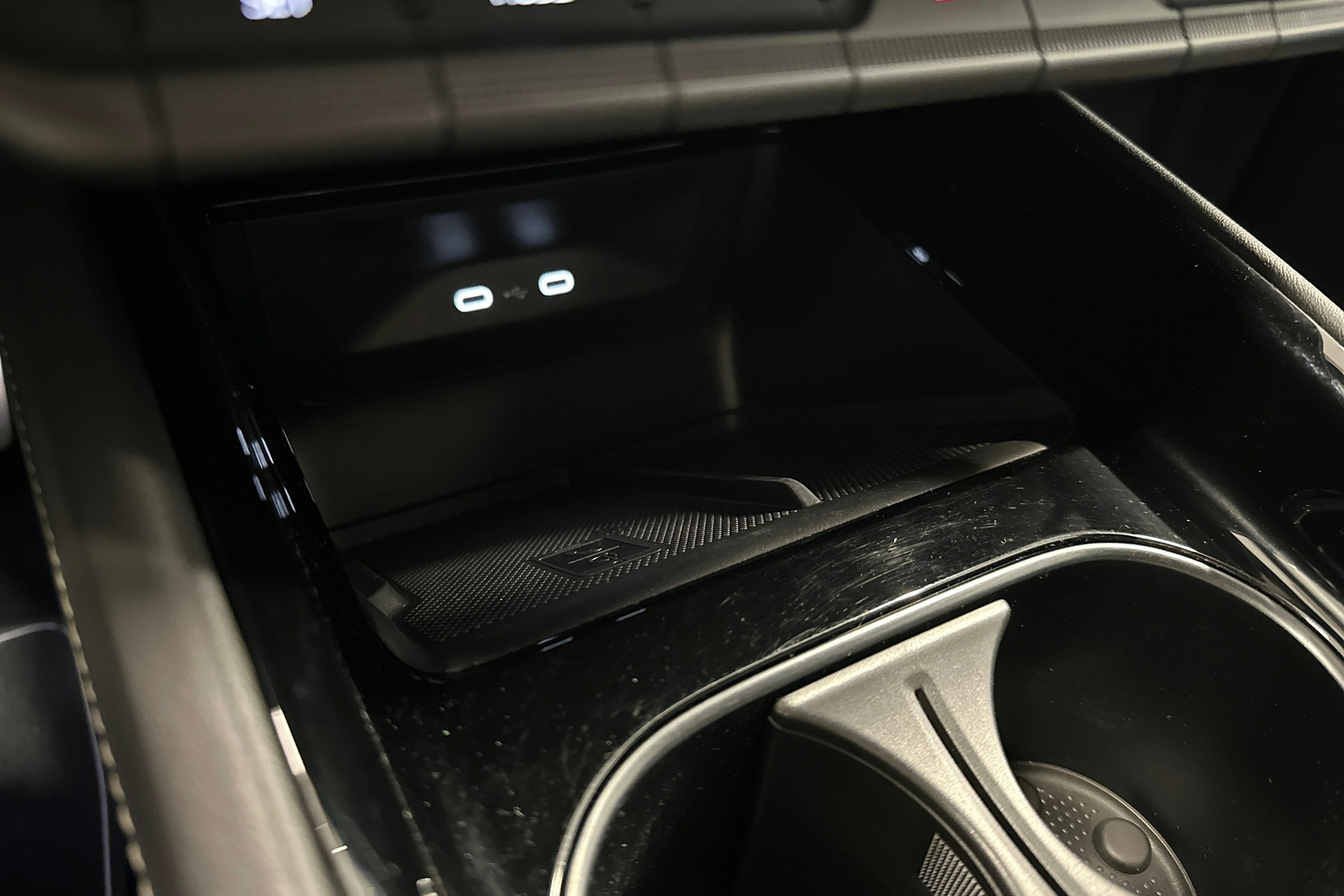 harmaa Skoda Enyaq 2023 kuva 32.