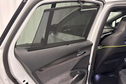 valkoinen Skoda Enyaq 2023 kuva 16.