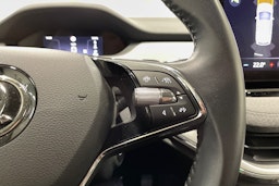 harmaa Skoda Enyaq 2023 kuva 24.